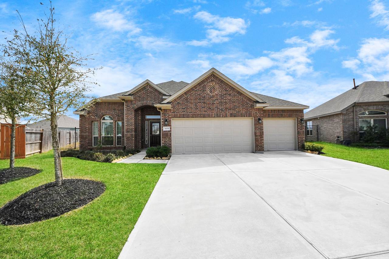 1654 Sequoia Run Drive - Photo 1