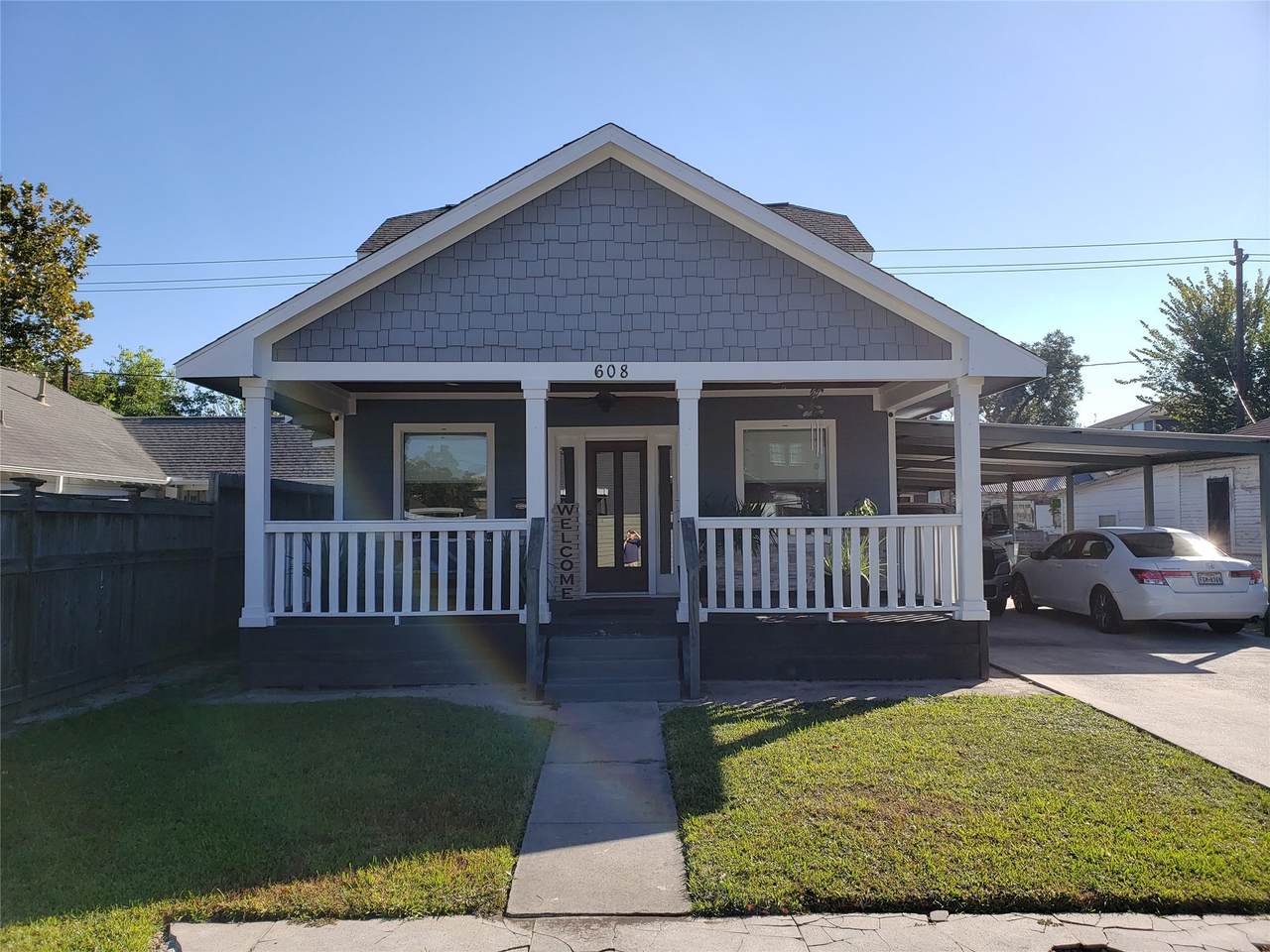 608 Archer Street - Photo 1