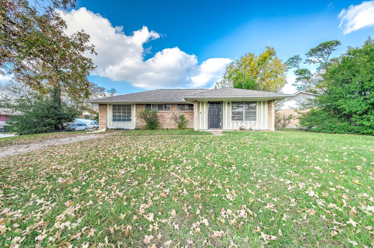 7203 Gore Drive - Photo 1