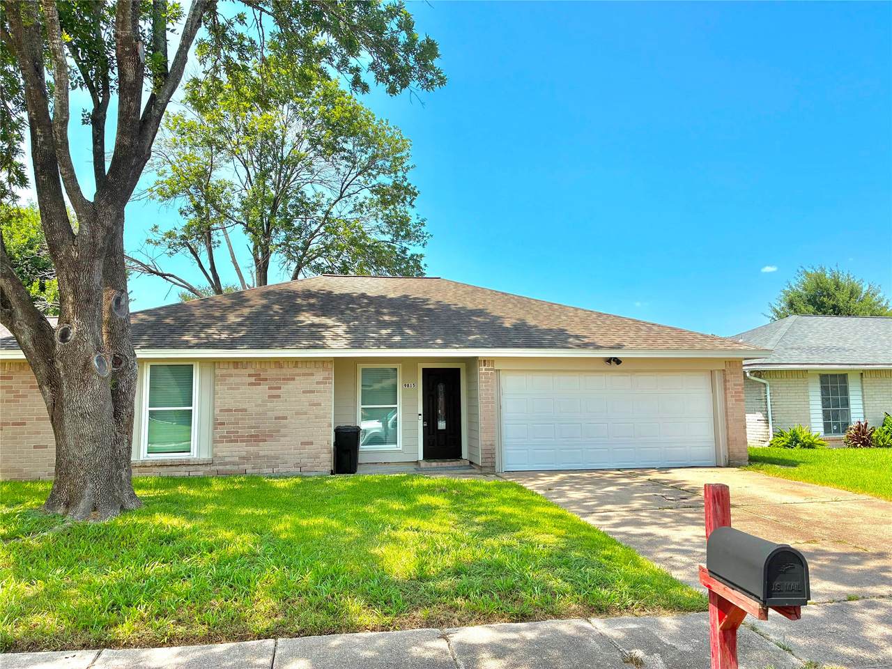 9815 Rocky Hollow Road - Photo 1