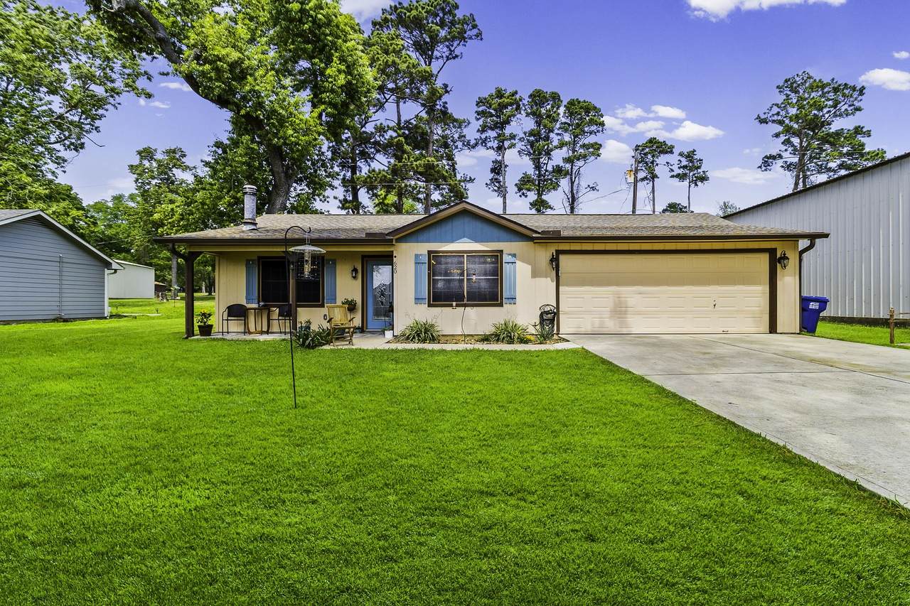 620 Sequoia Drive - Photo 1