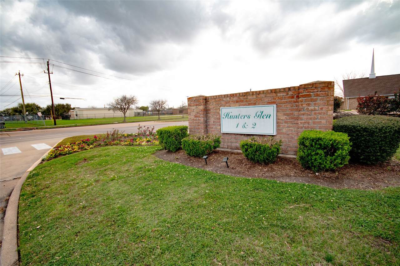 0 Hollyridge Drive - Photo 1