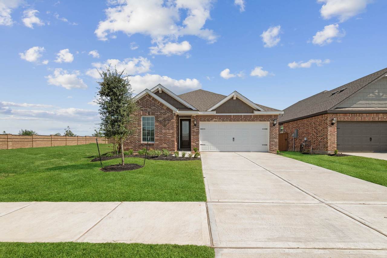 1119 Campside Drive - Photo 1
