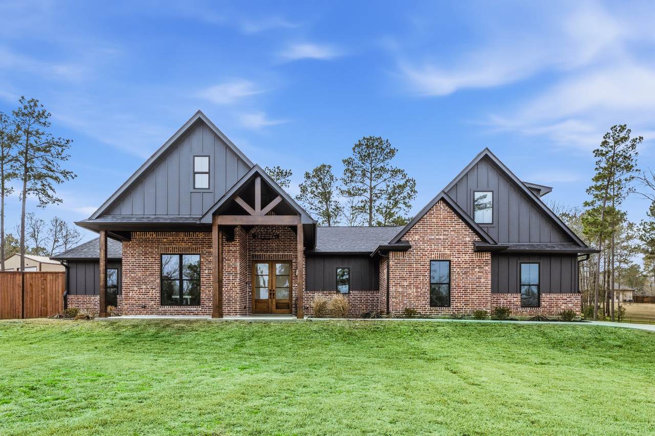 104 Noah Ct - Photo 1