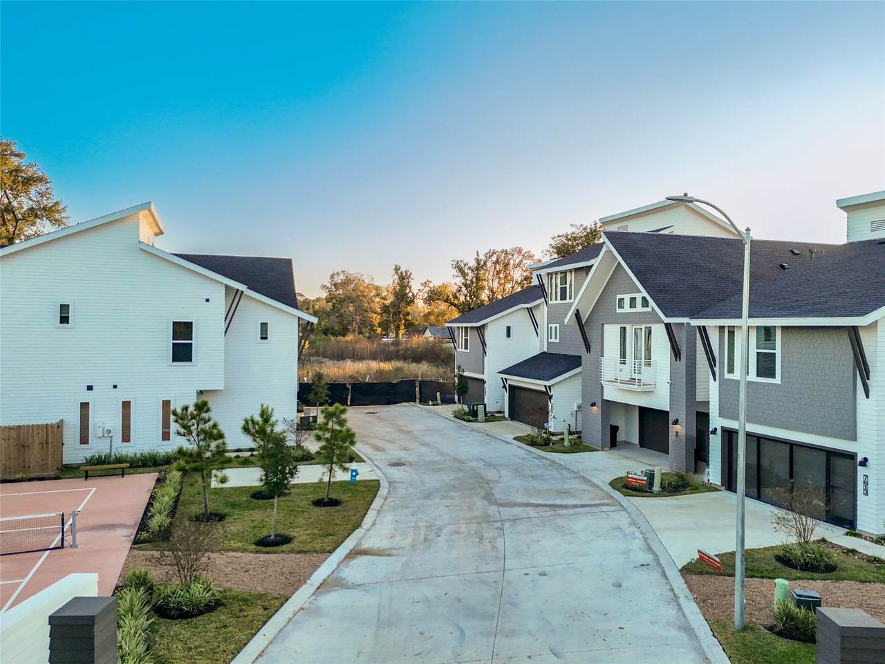 7607 Victory Reserve Street - Photo 1