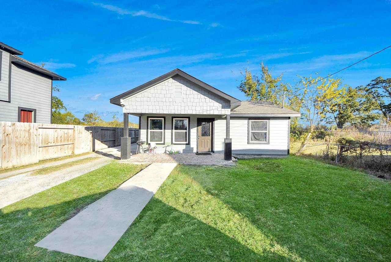 4715 Antha Street - Photo 1