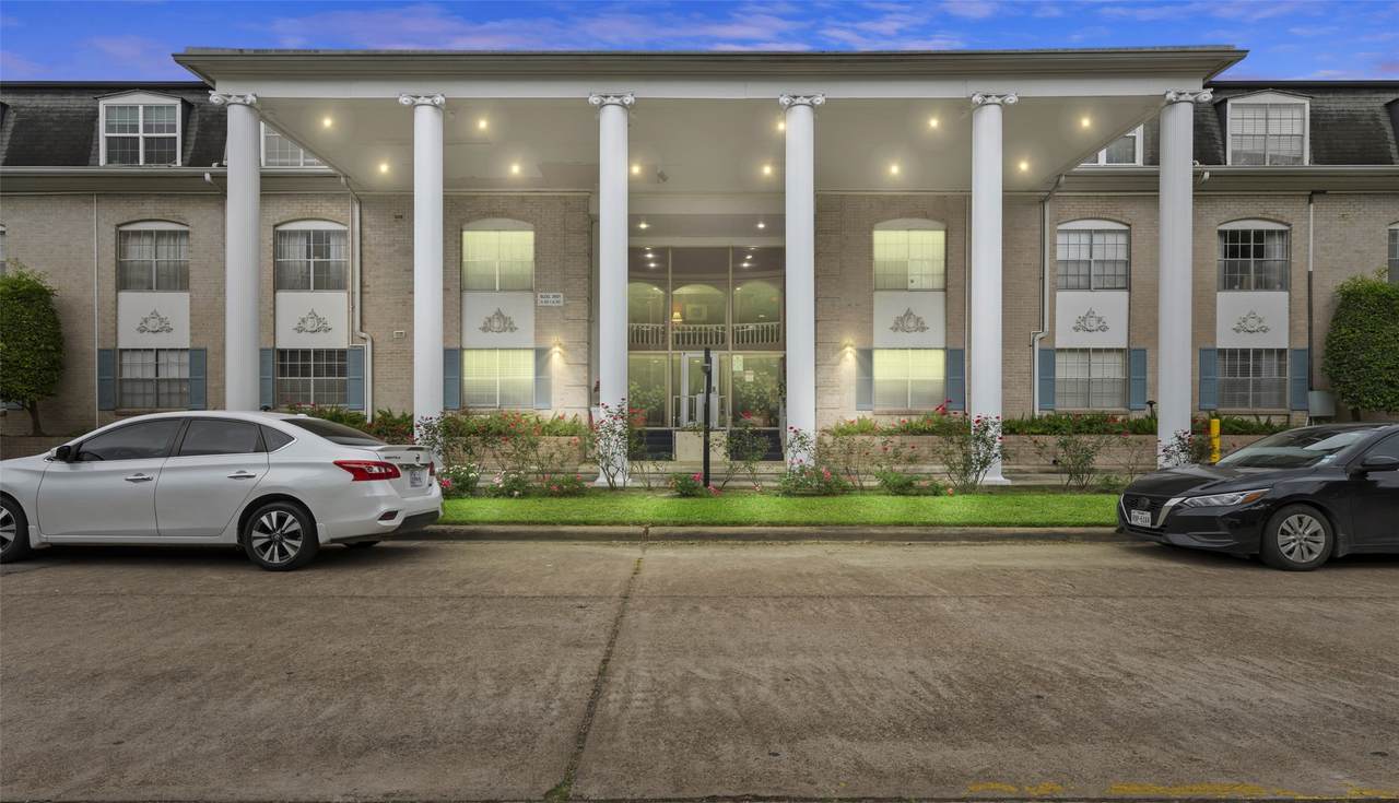2601 Bellefontaine Street - Photo 1