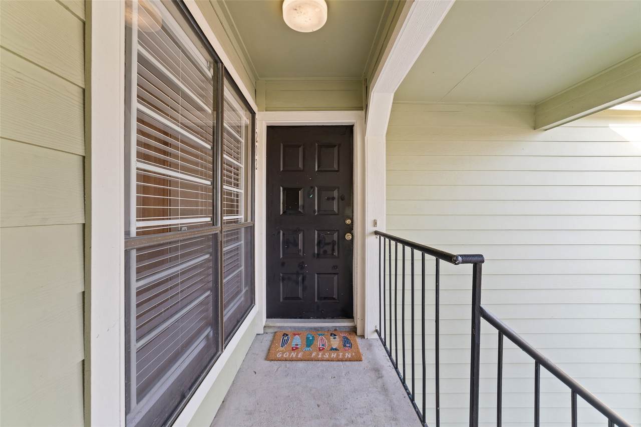 6602 Harbor Town Drive - Photo 1