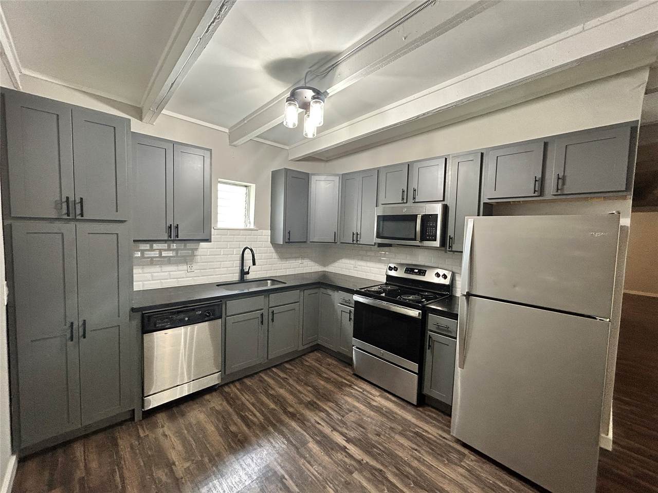 219 Marshall Street - Photo 1