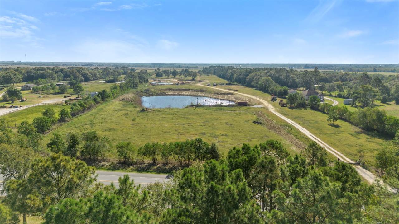 1624 Fm 563 - Photo 1