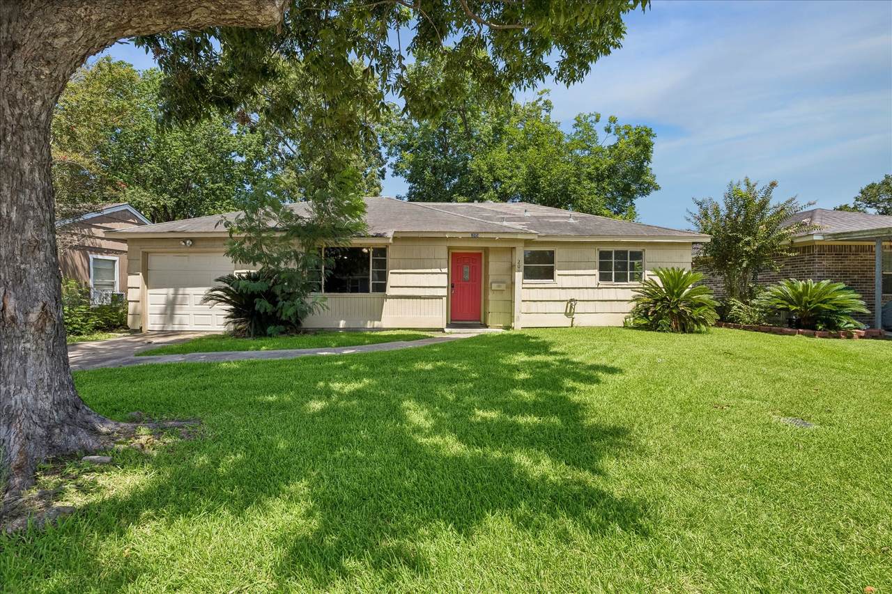 205 Tilden Drive - Photo 1
