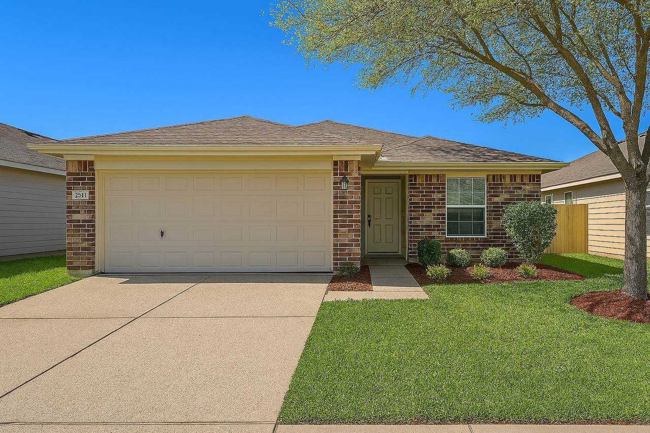 3611 Apache Meadows Drive - Photo 1