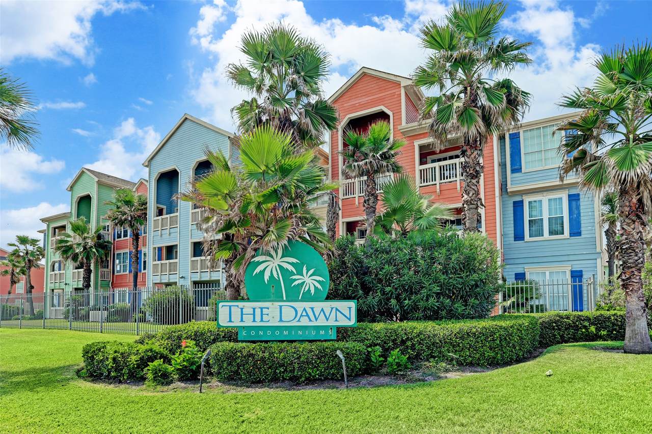 7000 Seawall Boulevard - Photo 1