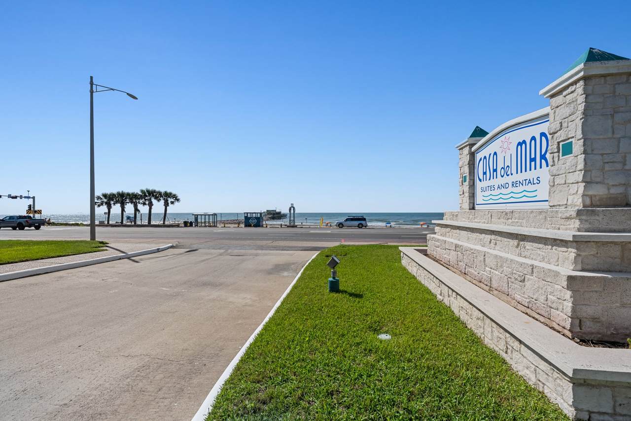 6102 Seawall Boulevard - Photo 1