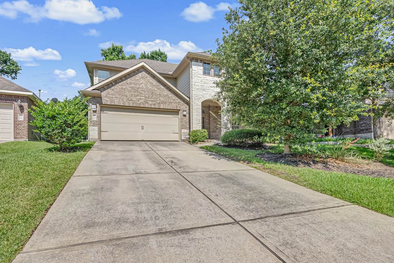 146 Black Swan Place - Photo 1
