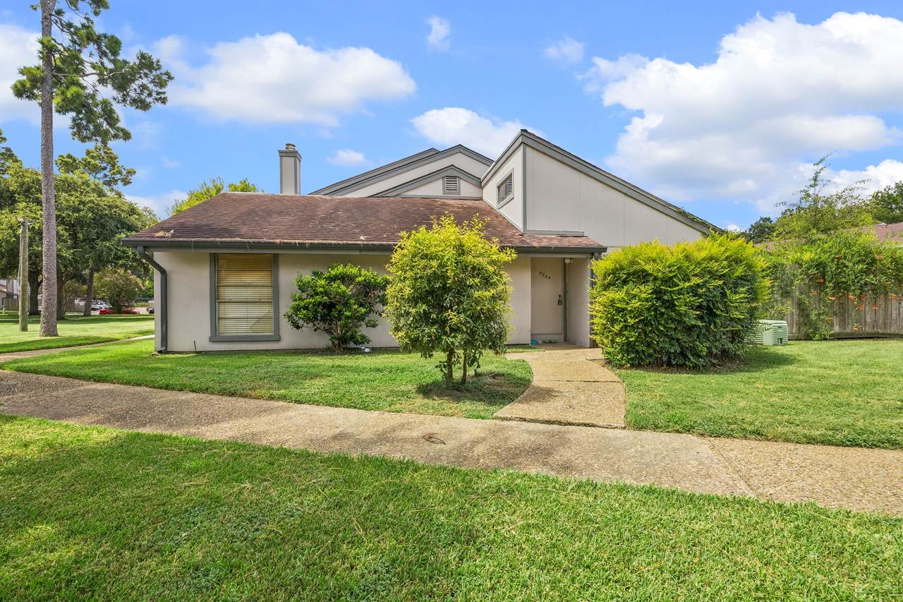 5864 Village Forest Court - Photo 1