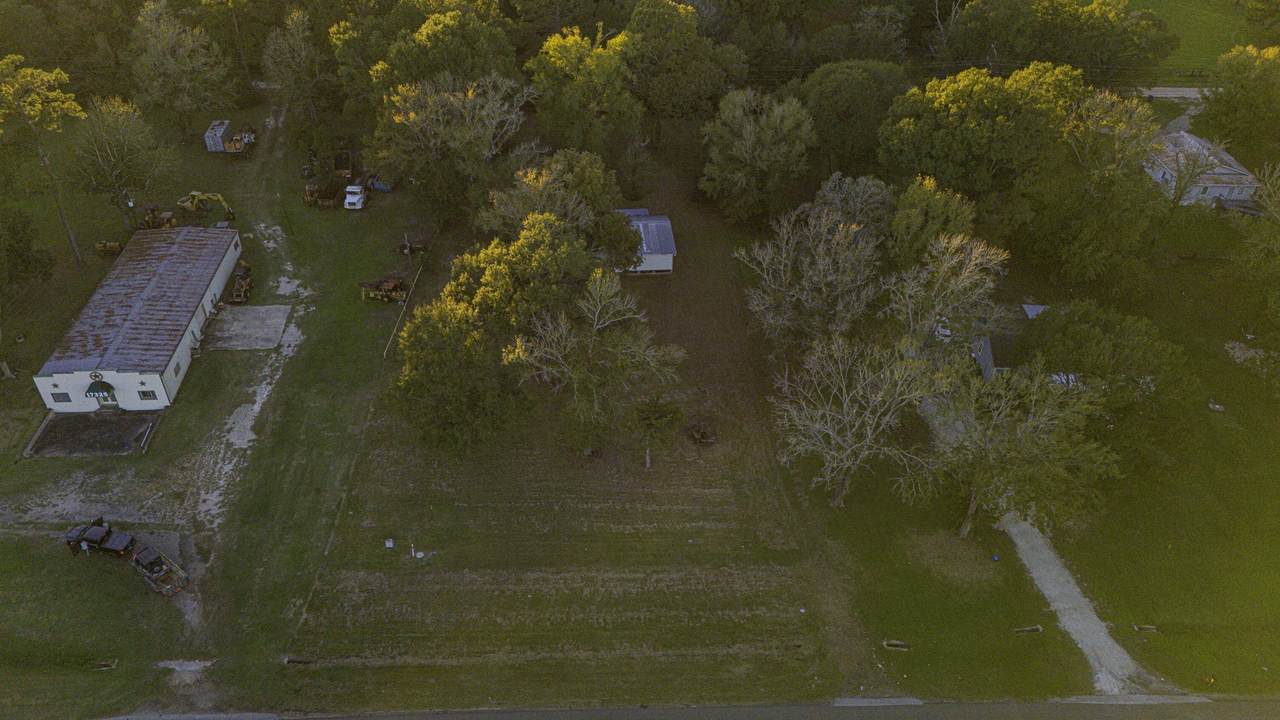 17325 Us Highway 59 - Photo 1