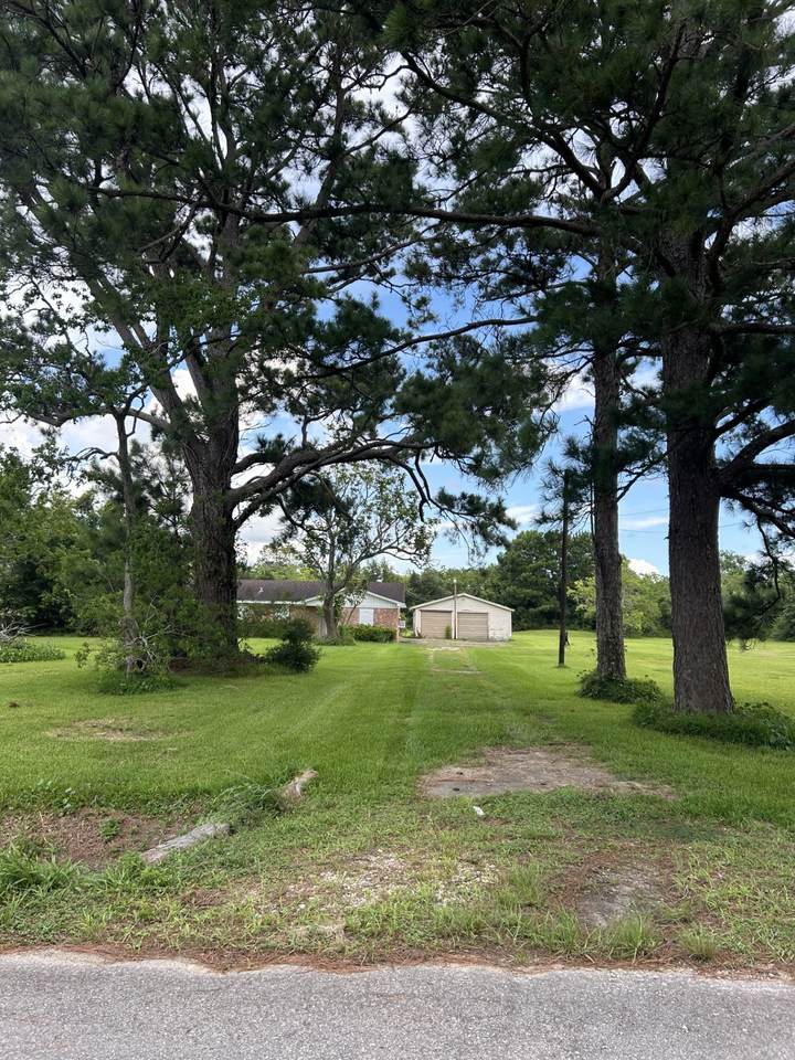 5107 Avenue R - Photo 1