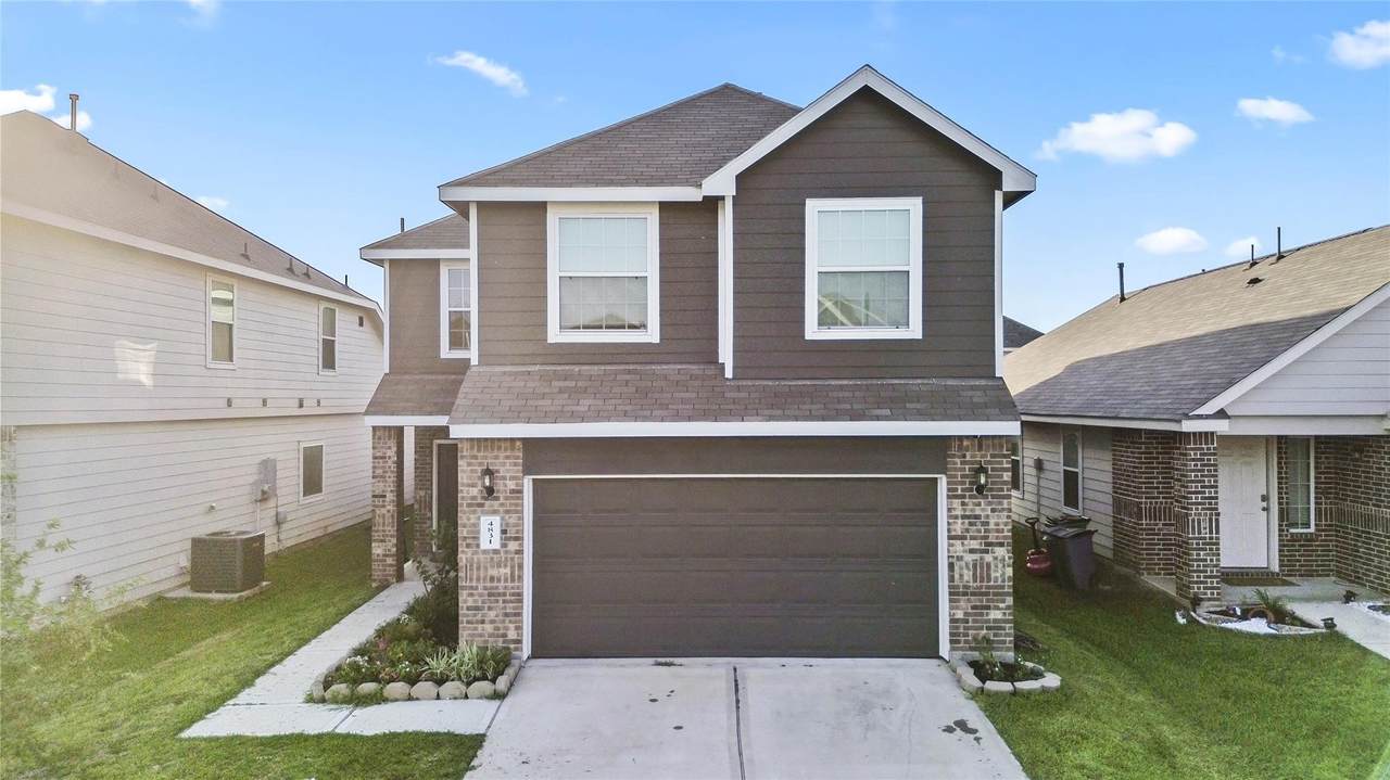 4831 Blue Jacaranda Way - Photo 1
