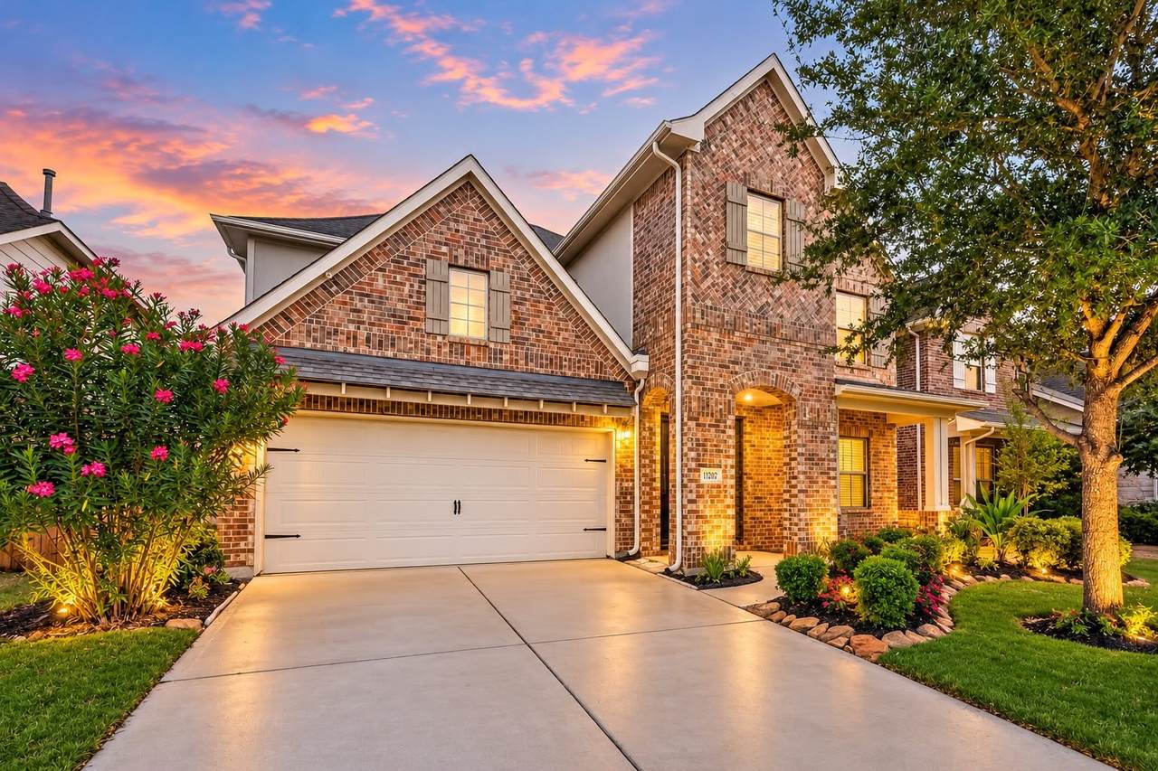 11202 Bluewater Lagoon Circle - Photo 1