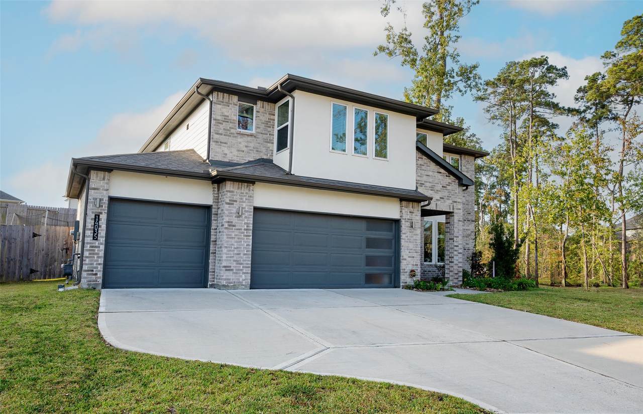 14035 Valley Creek Court - Photo 1