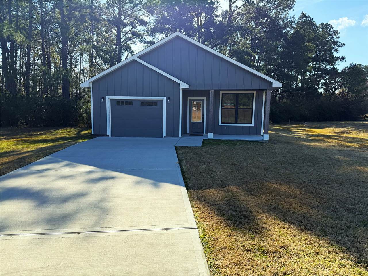 75 Oakridge - Photo 1