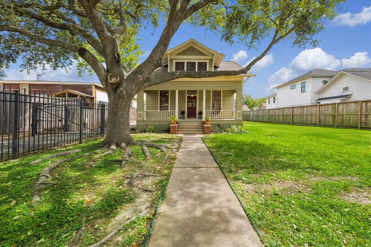 1846 Arlington Street - Photo 1