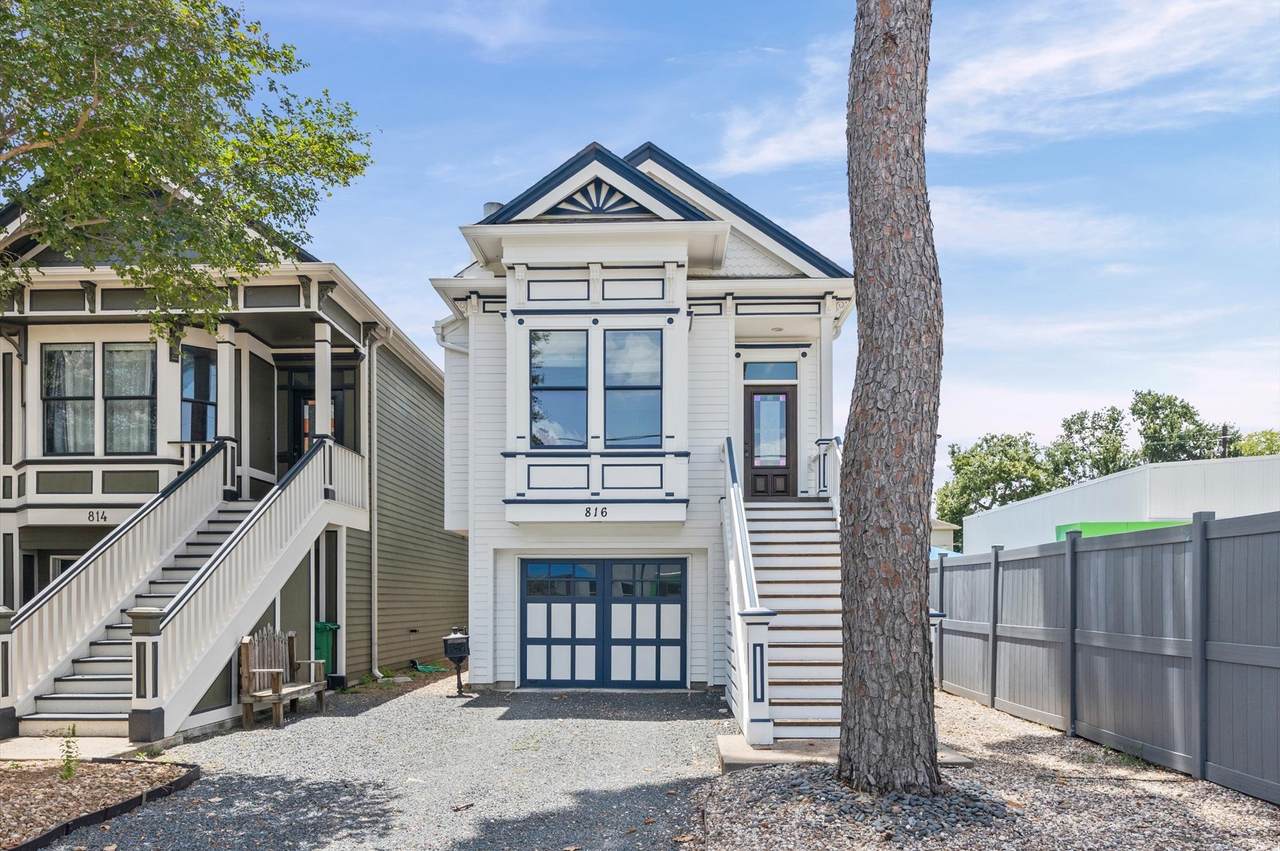 816 23rd Street - Photo 1