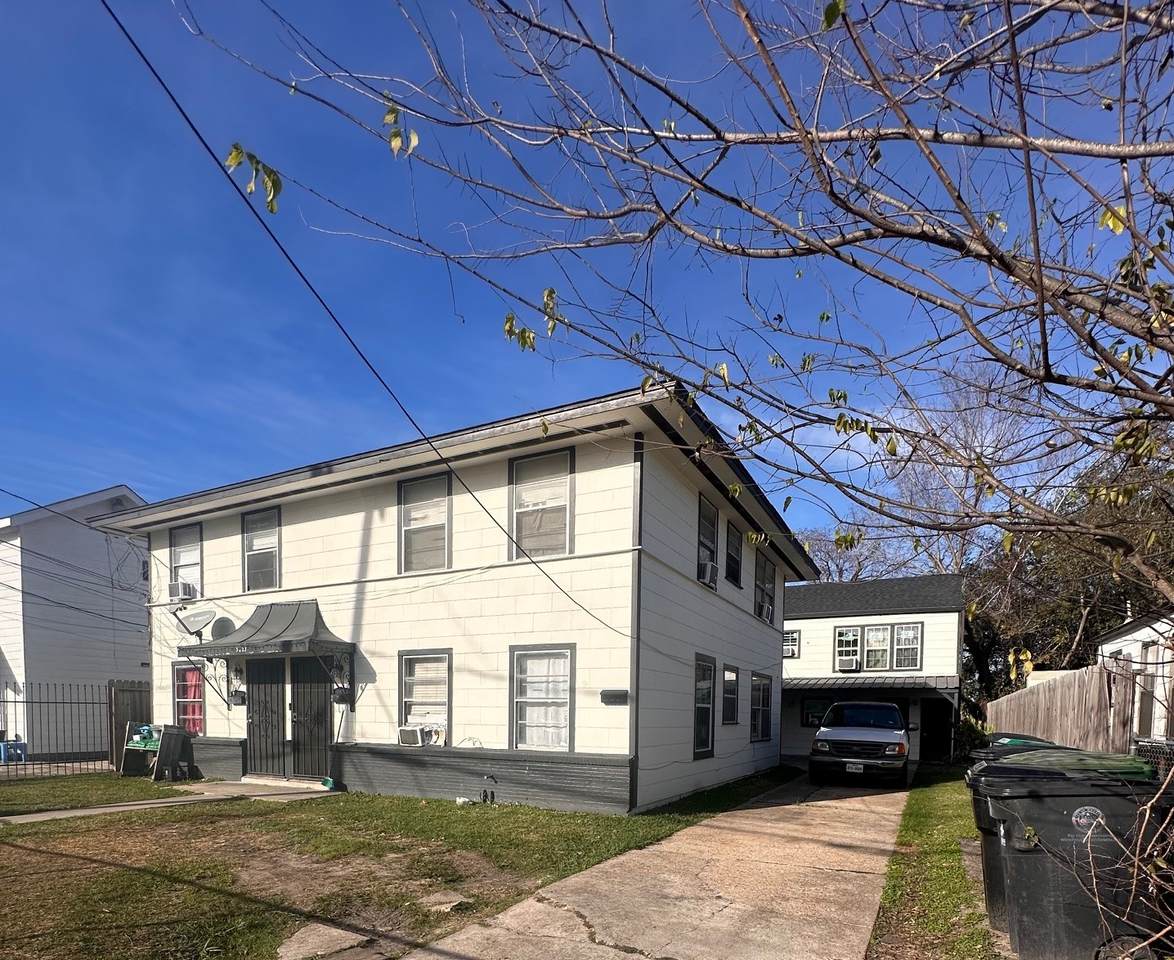 5623 Barremore Street - Photo 1