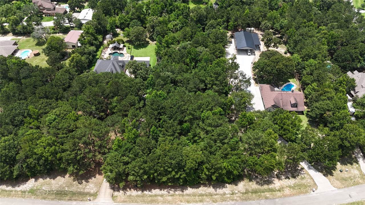 8524 Crown Lake Court - Photo 1