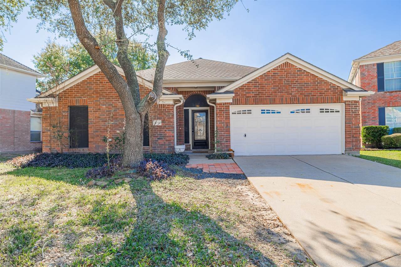 2331 Princess Deanna Lane - Photo 1