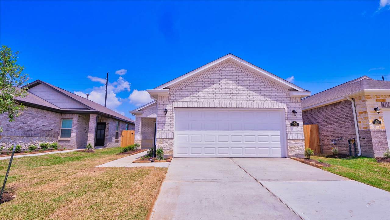 23118 Bright Light Lane - Photo 1