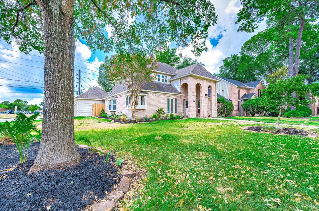 18909 Walden Forest Drive - Photo 1