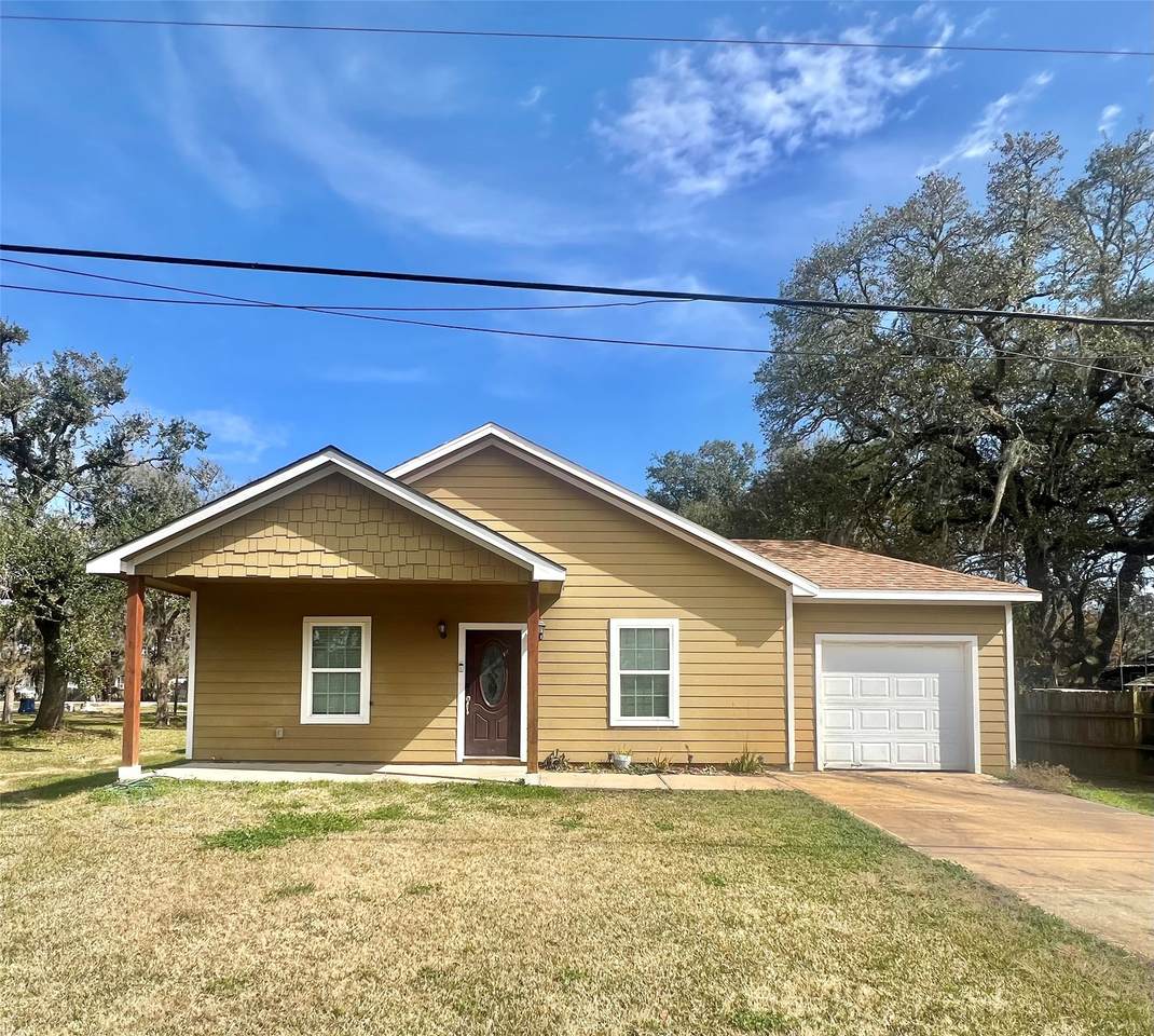 2734 Duncan Drive - Photo 1