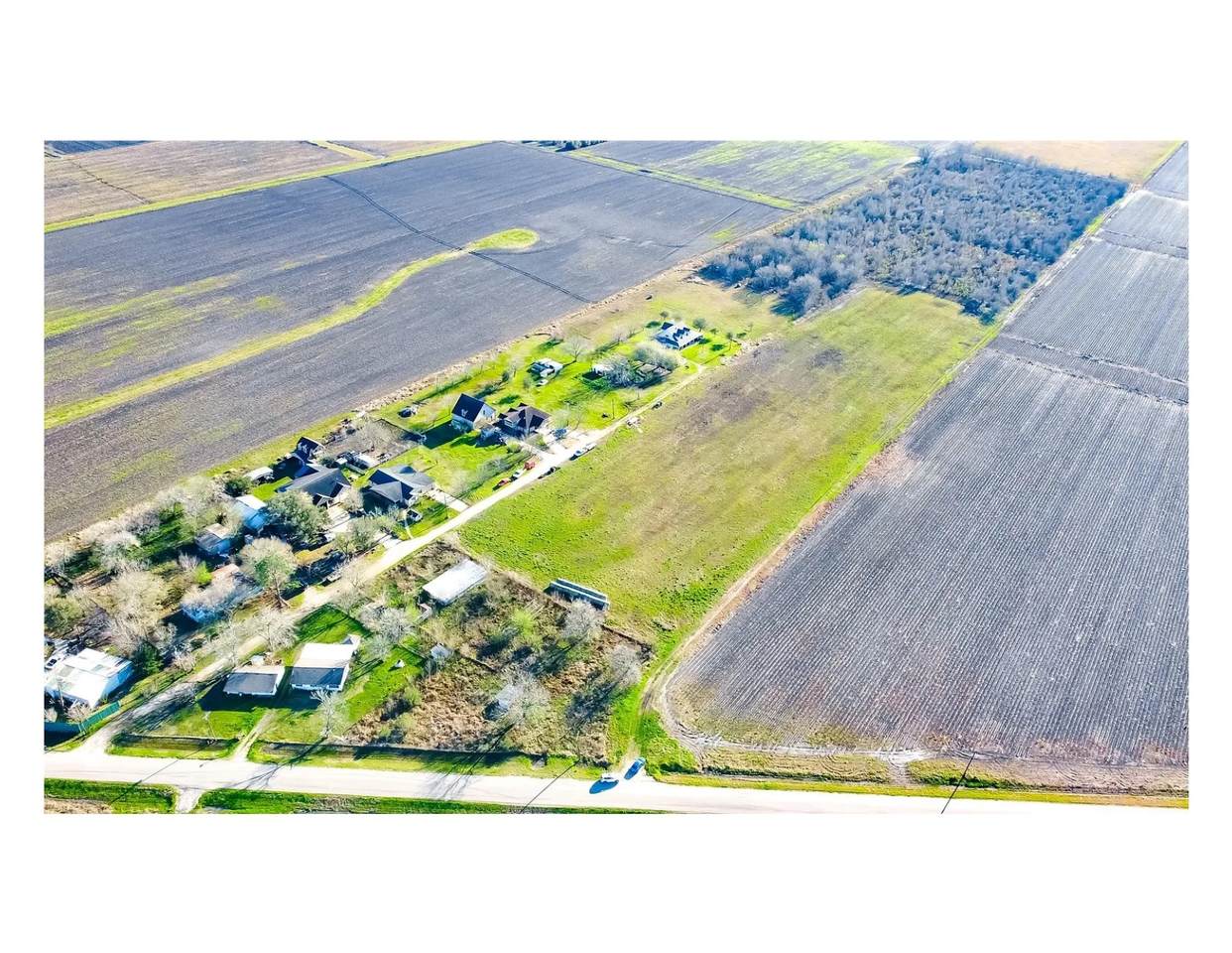 514 Darst Road - Photo 1