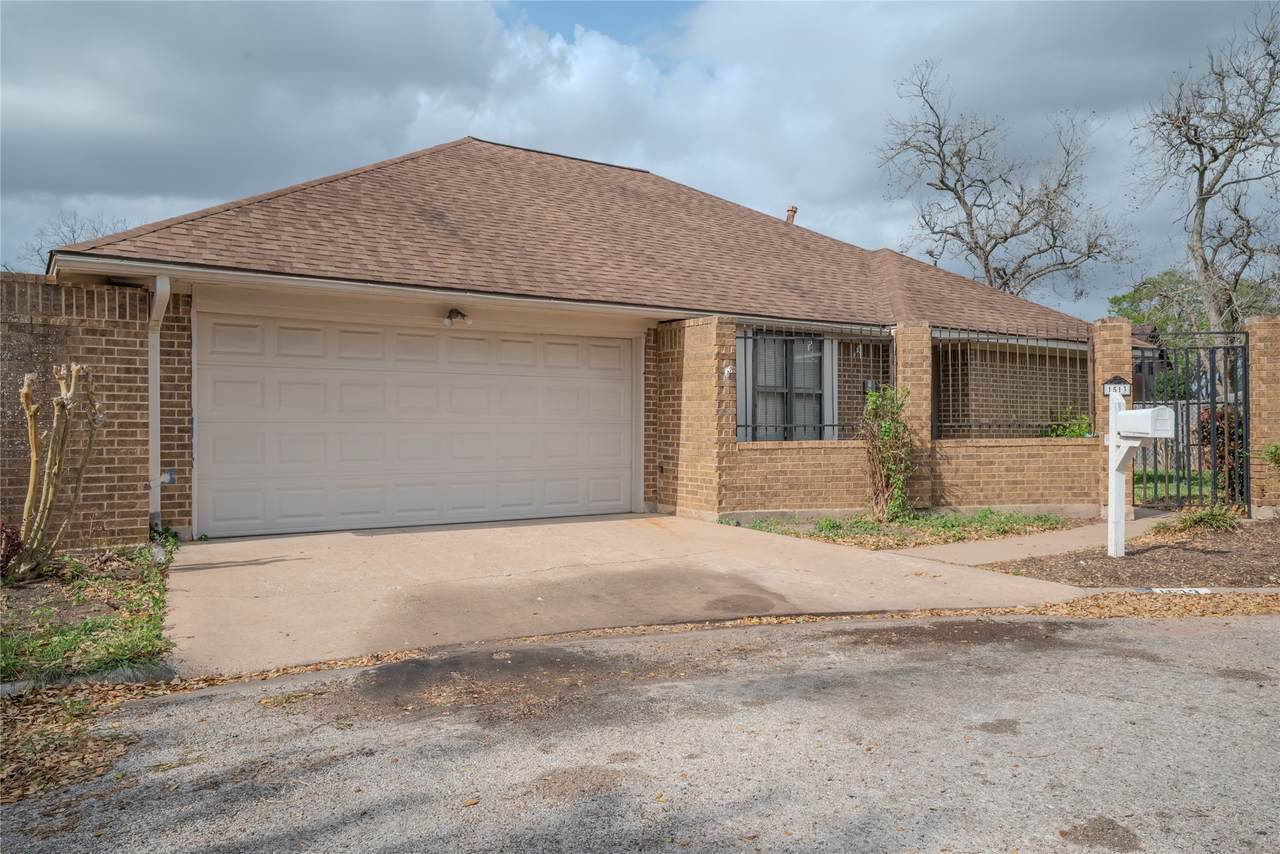 1513 Crestmont Street - Photo 1