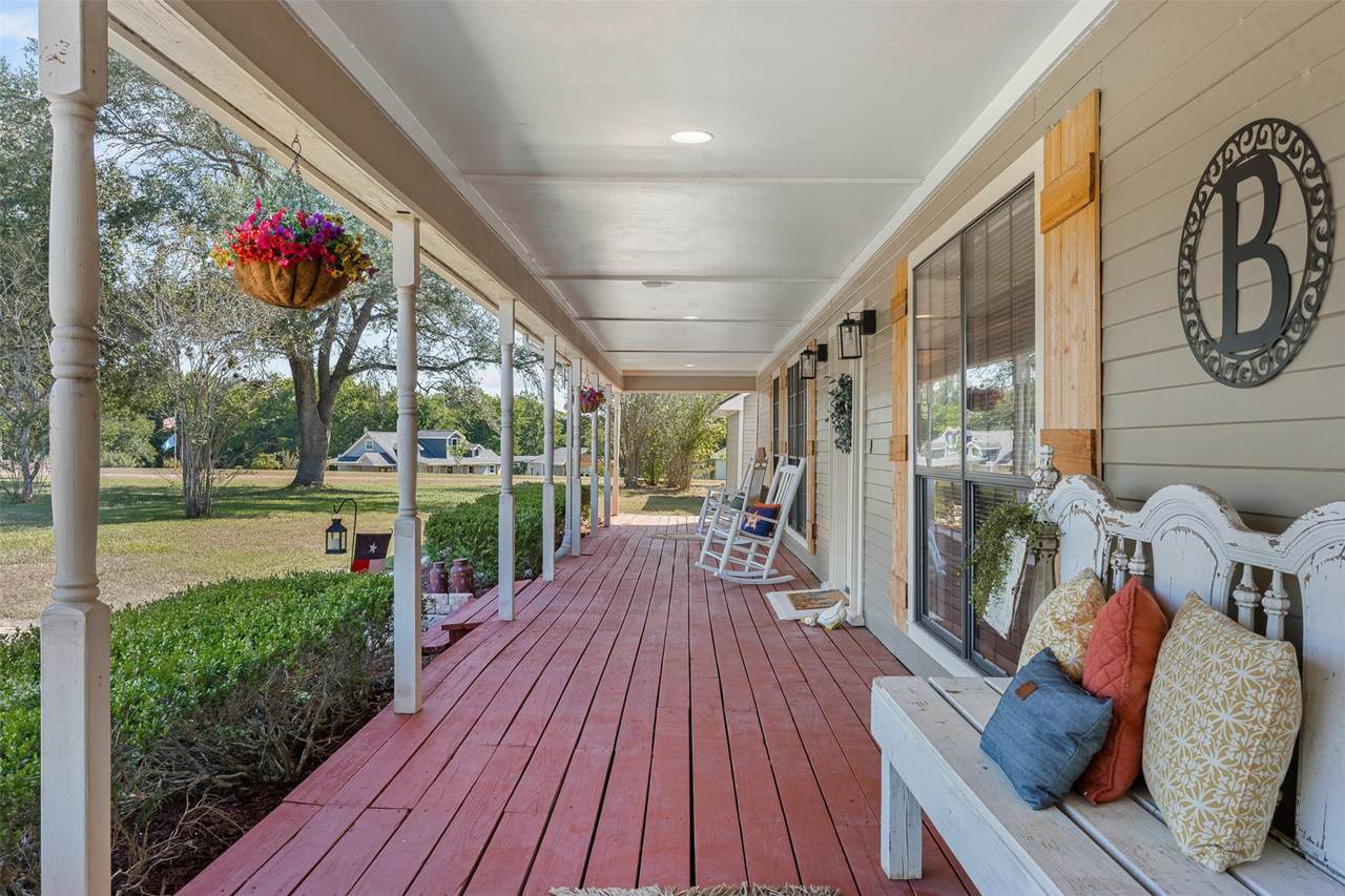 3722 Hilltop Drive - Photo 1