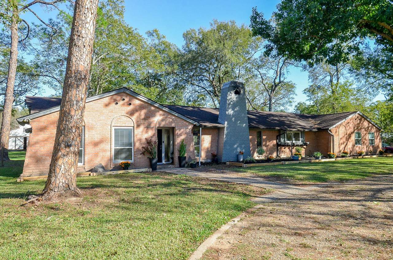 720 Surrey Lane - Photo 1