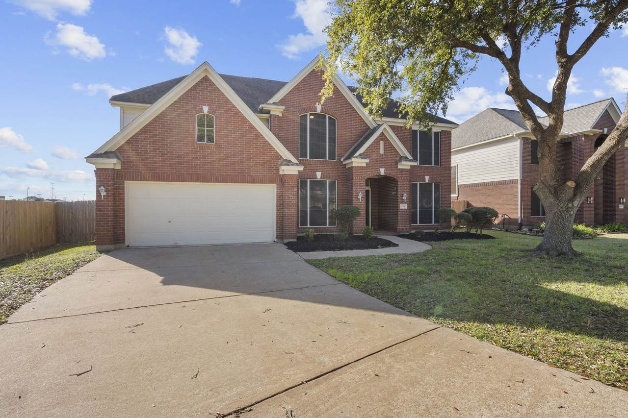 1914 Wynridge Drive - Photo 1