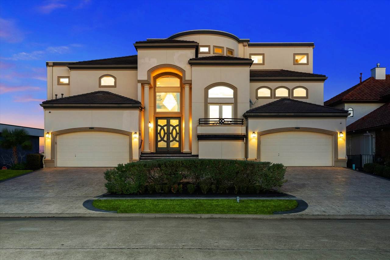 752 Pegasus Lane - Photo 1