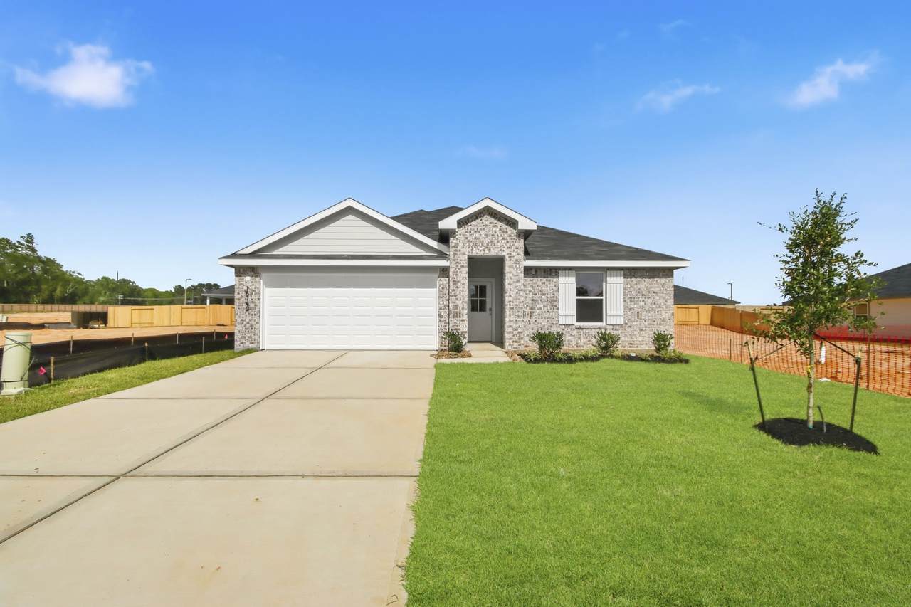 15742 Garden Ridge Drive - Photo 1