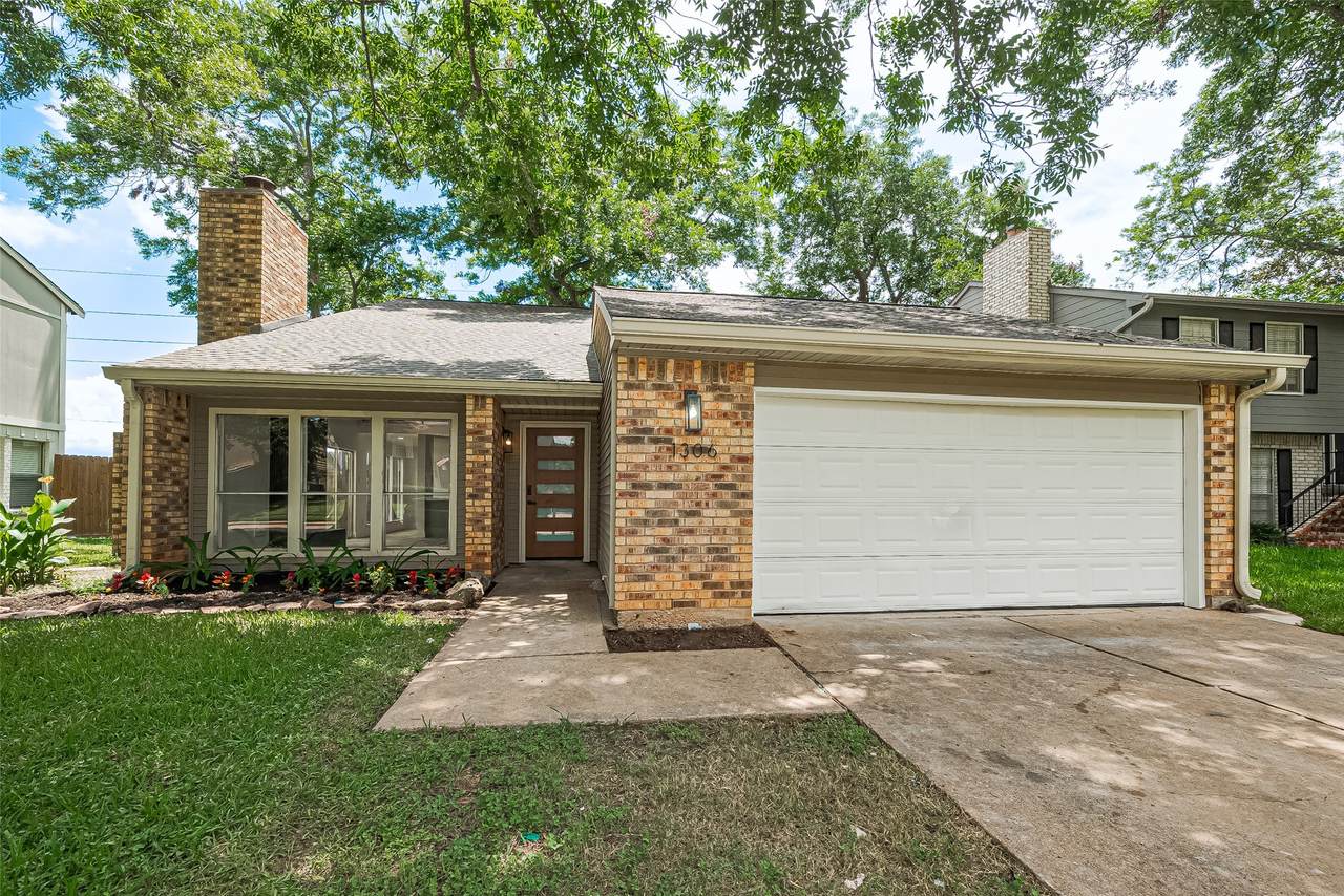 1306 Briarmead Drive - Photo 1