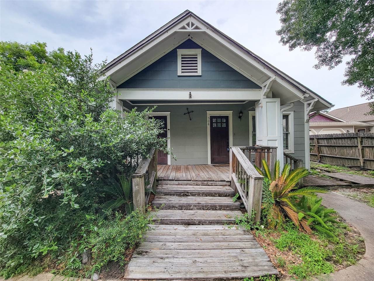 508 Lang - Photo 1