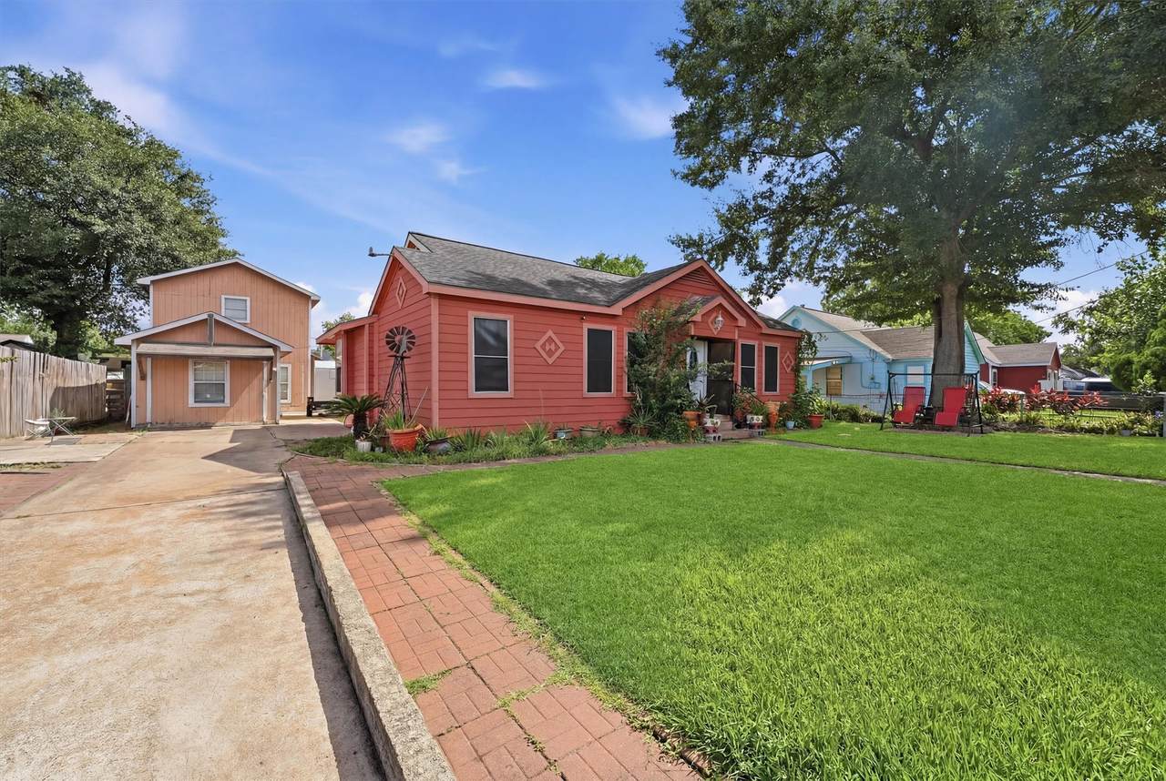 811 Canadian Street - Photo 1