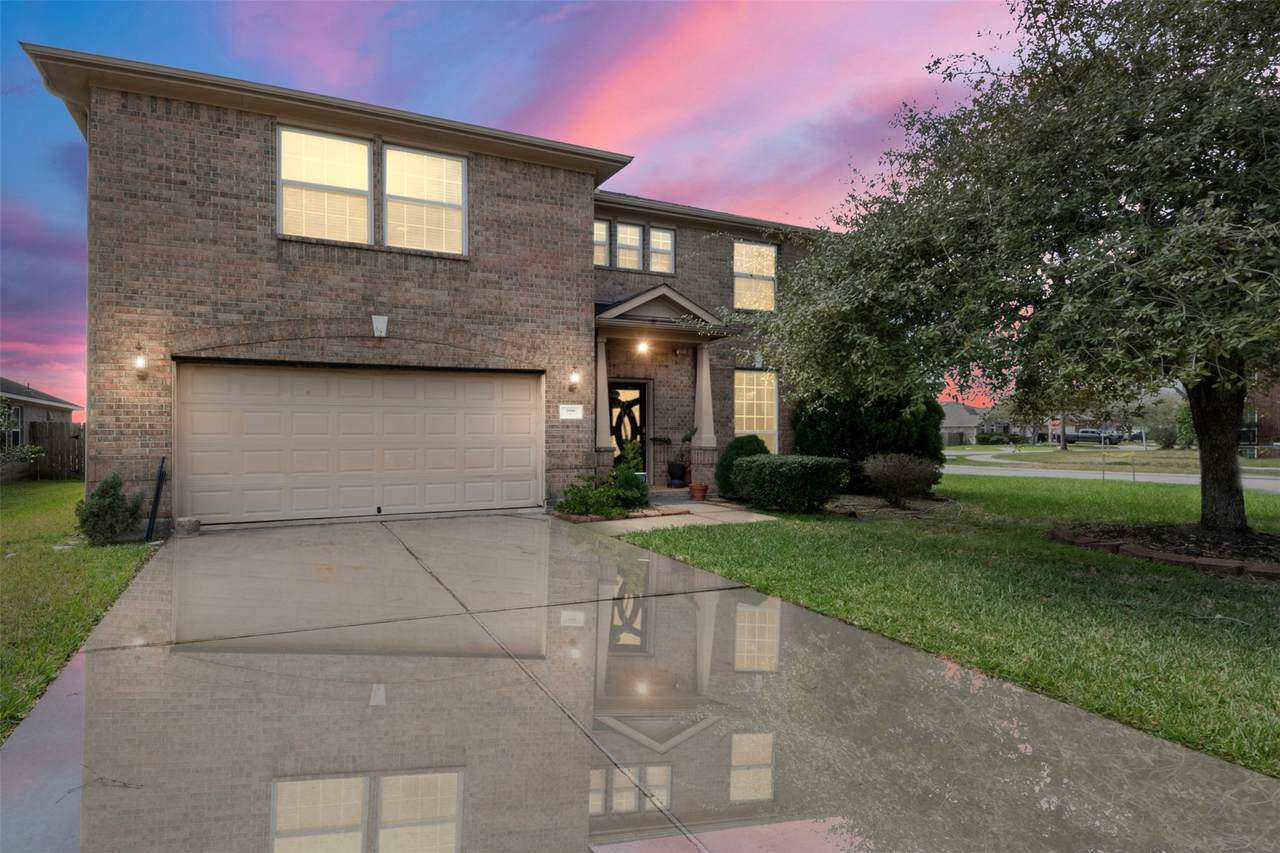 2990 Creek Falls Court - Photo 1