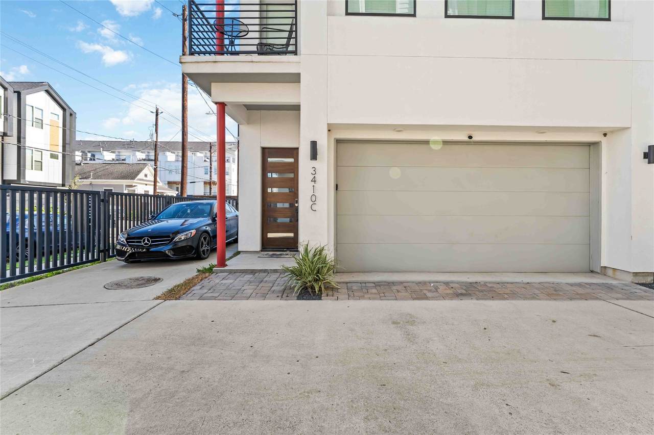 3410 Baer Street - Photo 1