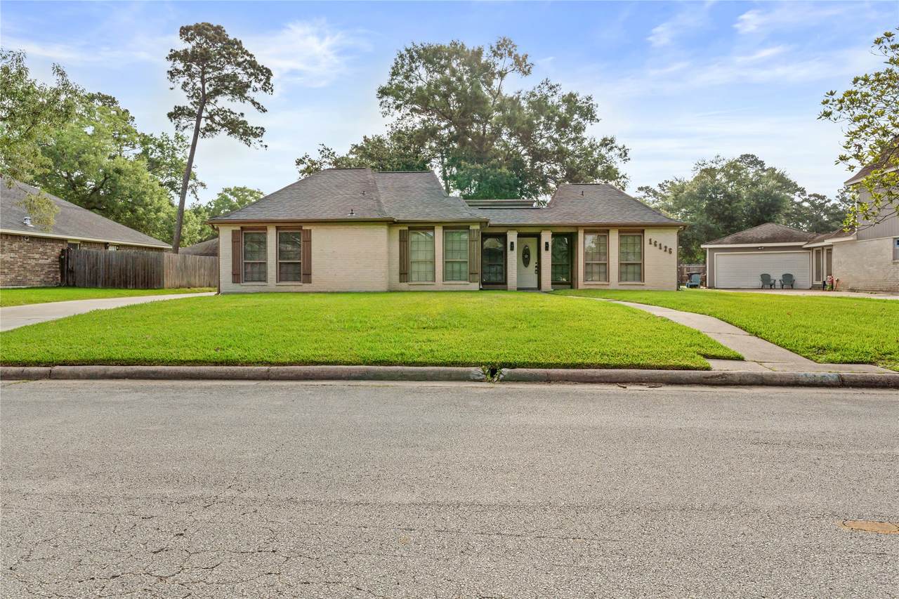 16126 Spinnaker Drive - Photo 1