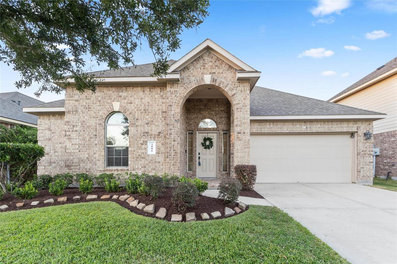 2886 Aurelia Lane - Photo 1