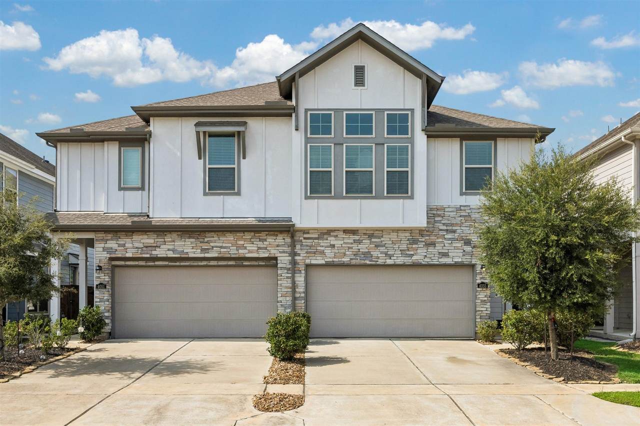 4055 Champlain Way - Photo 1