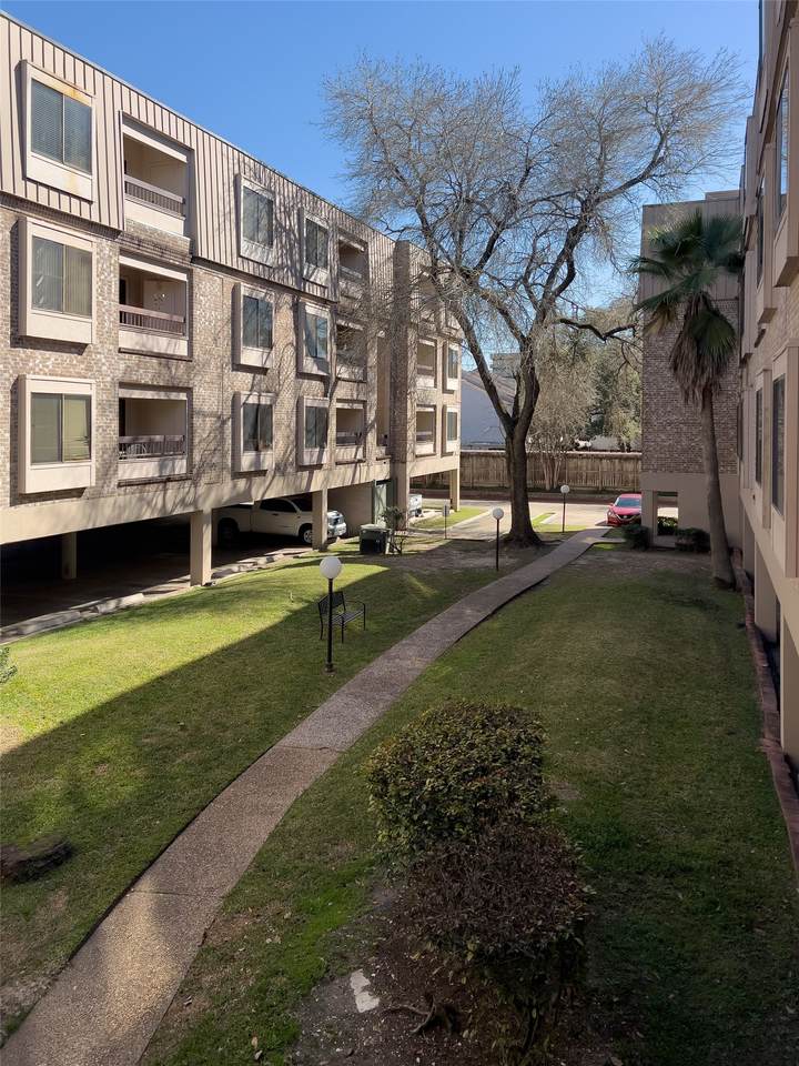 2209 Braeswood Boulevard - Photo 1